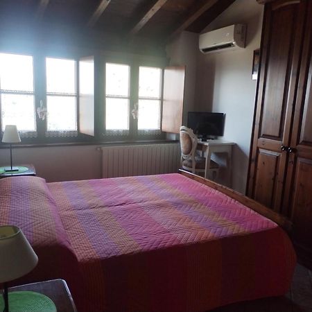 Bed & Breakfast Ca' Di Vissai Arnasco Rom bilde